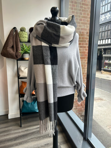 hecked Wool/Cashmere Blend Scarf - Grey