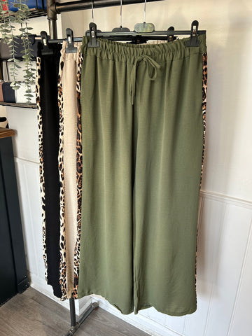 Wide leg Trousers