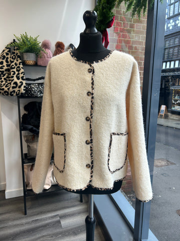 Animal Print 2 Pocket Jacket - Cream