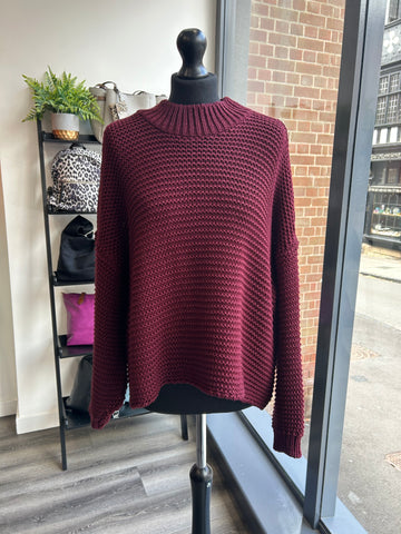 Chunky Cable Knit - Berry