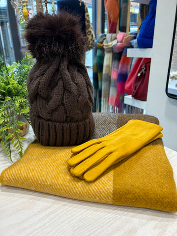 Chocolate/Mustard Gift Set