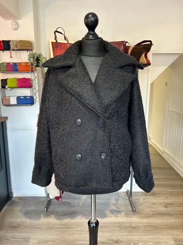 Double Breasted Boxy Coat - Black