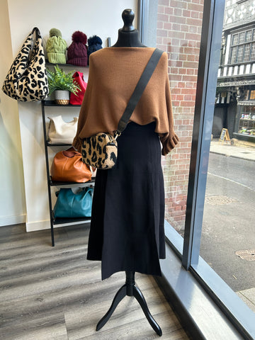 Heavy Knit Pleat Skirt - Black